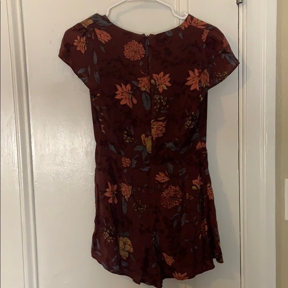 Urban outfitter romper - Picture 3 of 3